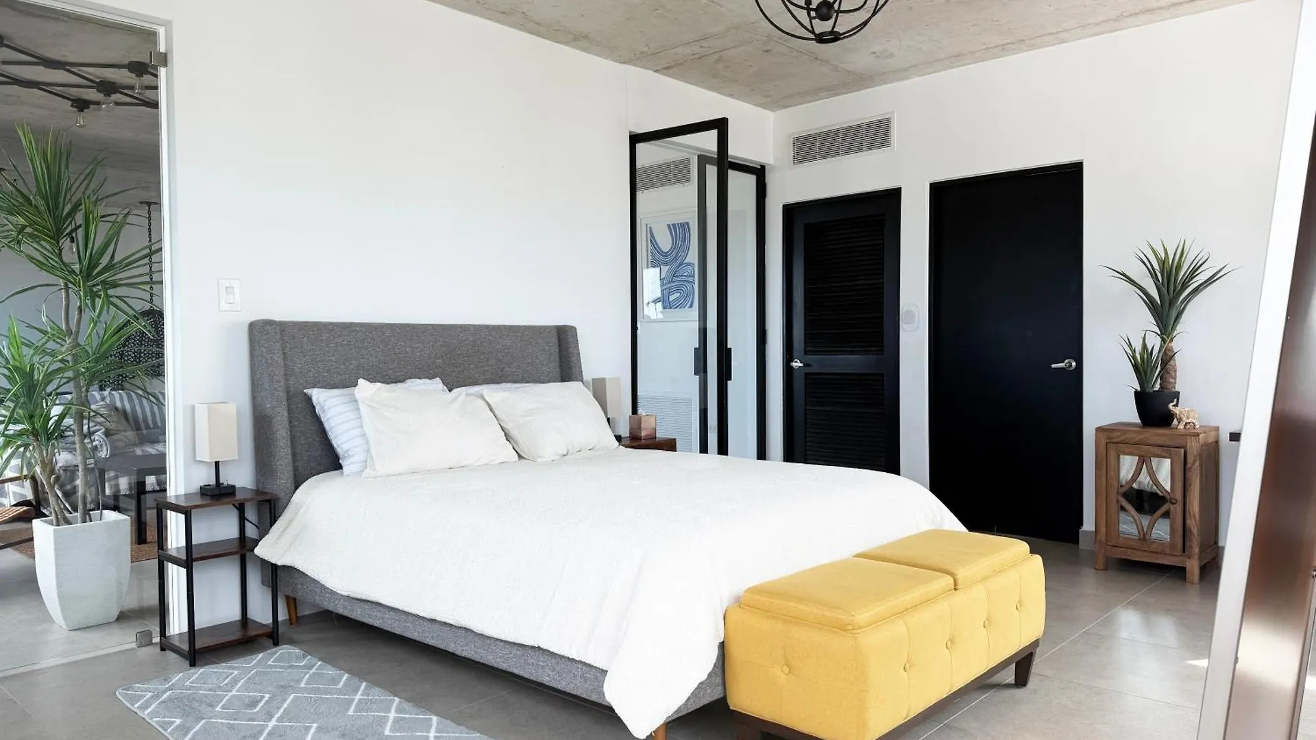 Cozy Modern Loft With Ocean View Near Old San Juan Apartment
